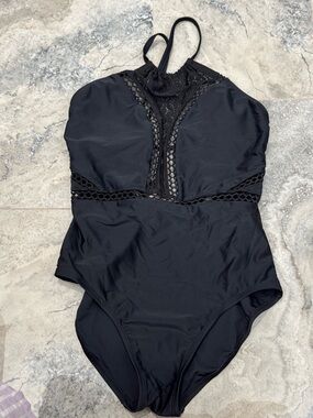 dip Black One-Piece Swimsuit with Lace Insets